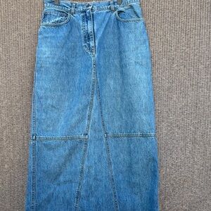 Lauren Ralph Lauren denim long maxi skirt with a raw hem Women’s Sz 8